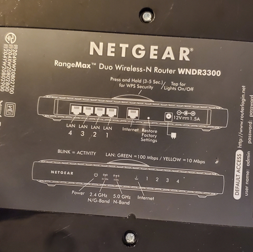 Netgear Duo RangeMax WNDR3300 300 Mbps 4-Port Wireless N Router w/ Adapter - Picture 10 of 10